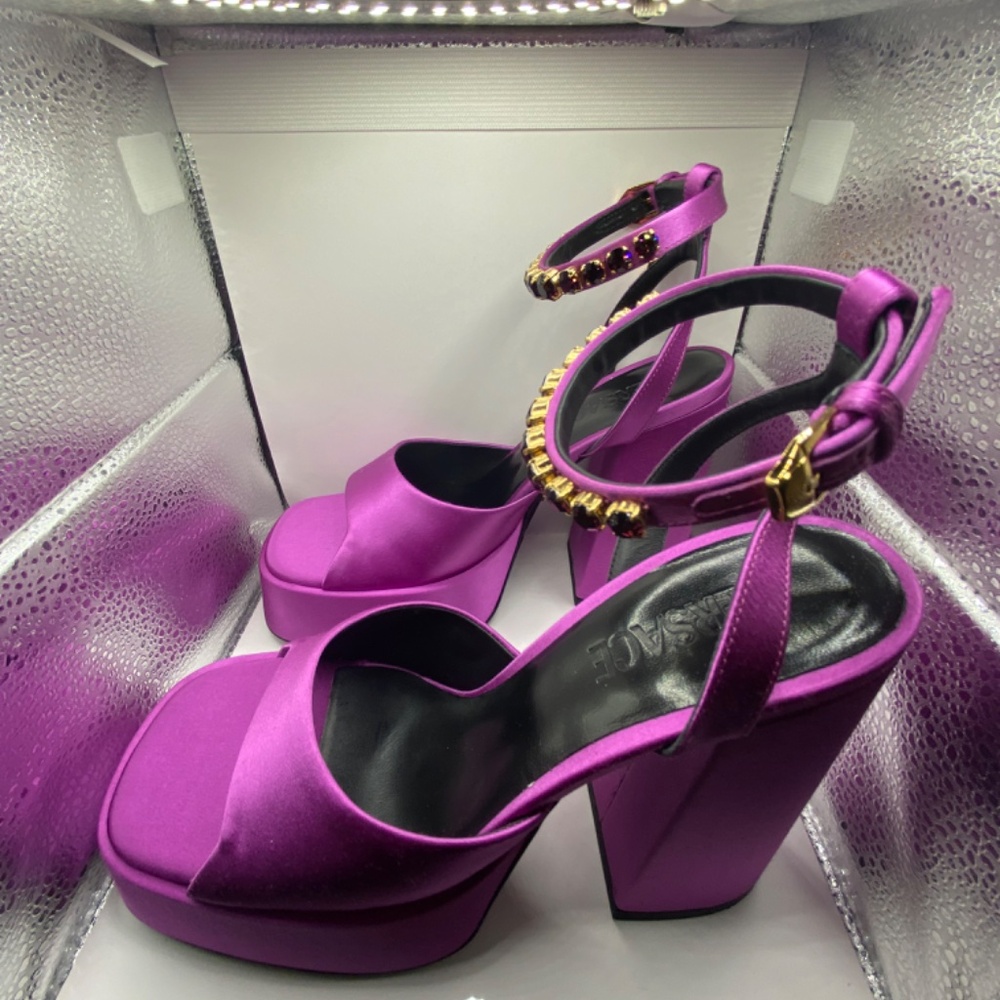 Versace purple platform sandal - Picture 3 of 11